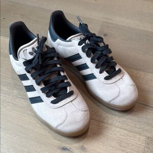 Adidas Cream and Black Sneakers with Iconic Stripes